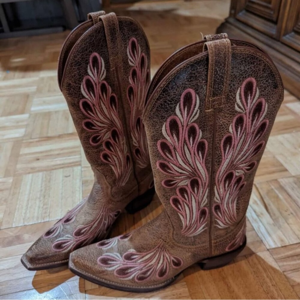 Ariat Tan Leather Boots with Pink Accents - Picture 1 of 3
